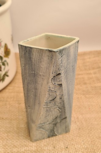 Carn pottery geometric blue - pottery,
