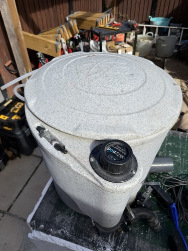 Koi pond equipment - , full