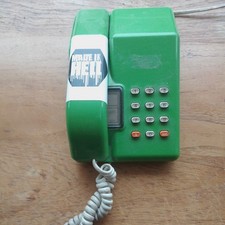 Vintage BT Viscount Green 9501 Telephone - 1980s Classic Retro 10 Buttons Phone