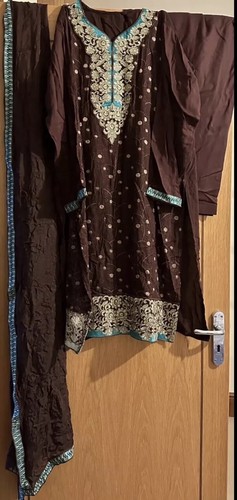 Pakistani suit - ,