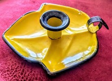 vintage leaf shaped yellow enamel candle holder. (Bx06)