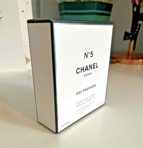 Chanel twist and - no, spray