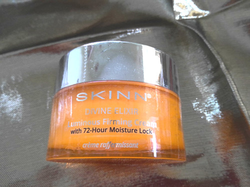 Skinn devine elixir luminous - elixir,
