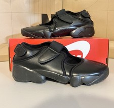 Women's 5 - Nike Air Rift
