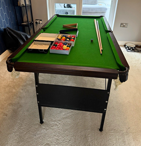 Slate bed pool table - 5, ft
