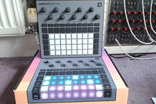 Novation - Circuit Rhythm -
