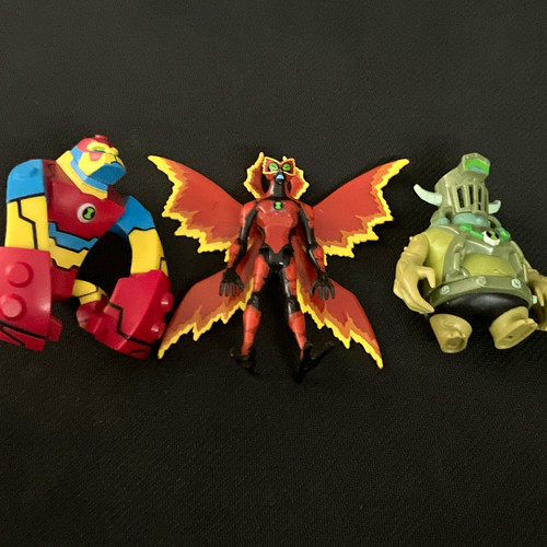 Ben action figure bundle - 10,