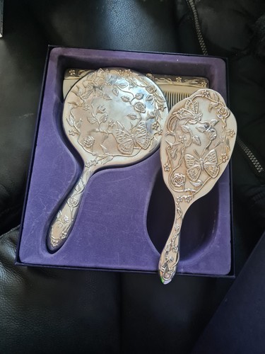 Vintage vanity set - vintage,