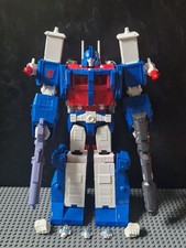 Tfho4 Ultra Magnus Action