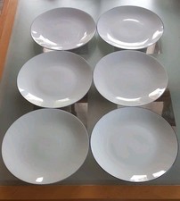 Habitat Nil Pattern - 6 White Porcelain Dinner Plates in used condition 