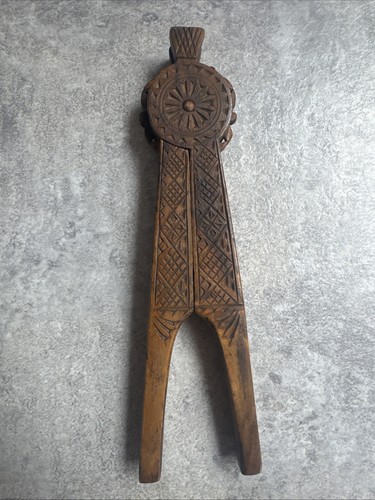 Nutcracker antique hand - nutcracker,