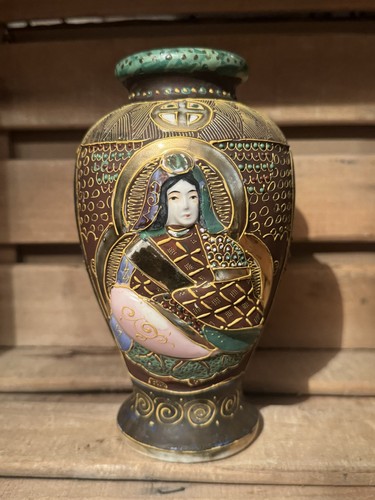 Very aged oriental - very,