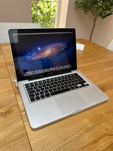 Macbook pro 13inch late 2011 - pro,