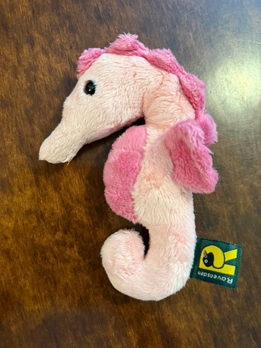 Ravensden pink seahorse - 6",