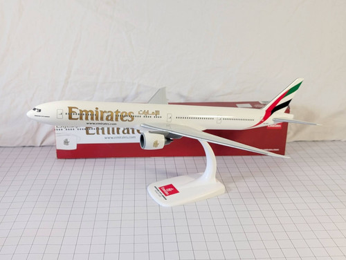 Emirates boeing 777 300er - emirates, 777-300er
