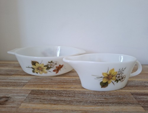 Vintage pyrex autumn glory - pyrex,