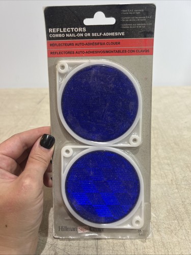 Safety reflector nail - safety, with