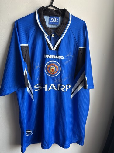 Manchester united 1996 third - united,