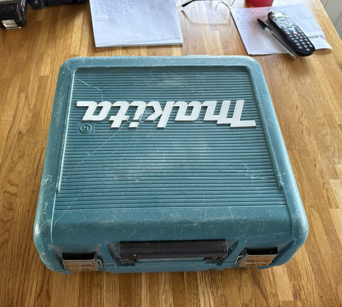 Makita rp0900 plunge router - makita,