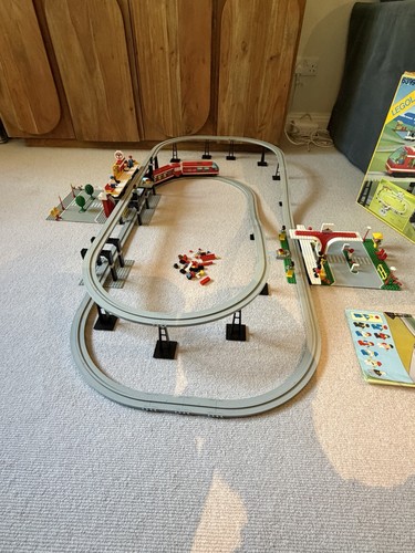 Lego 6399 airport shuttle - airport,