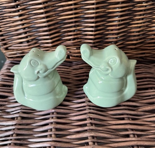 Carlton ware crocodile salt - carlton, &