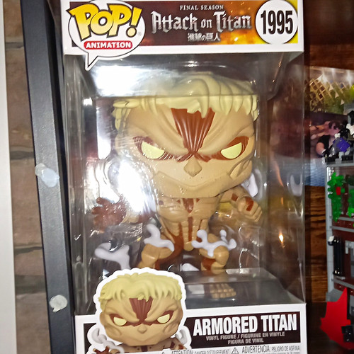 Funko pop attack - pop!, on