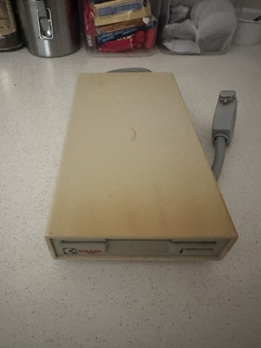 Working amiga cumana external - amiga,