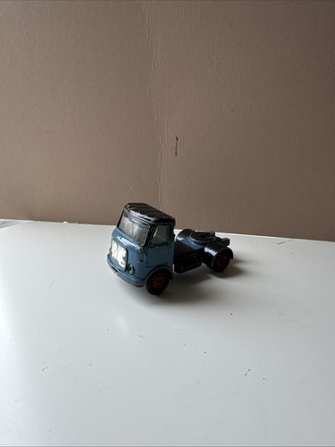 Dinky toys aec articulated - dinky,