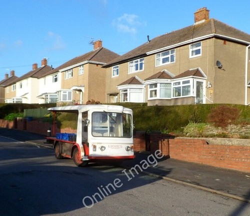 Photo 6x4 milk float llwynu - milk, float,