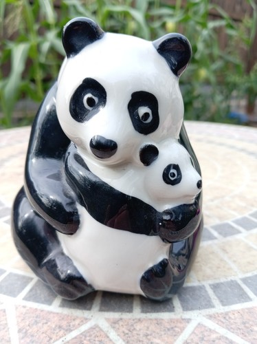 Tall panda and cub - 4.5",