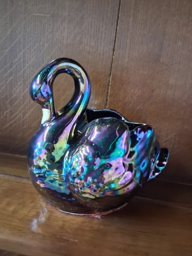 Vintage iridescent small - small, swan