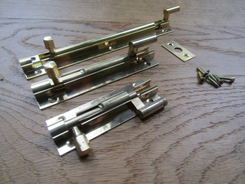 Pack door bolt - of,