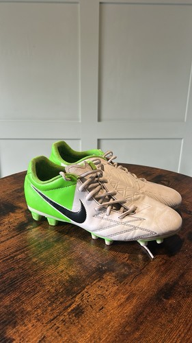 Nike t90 green and - green, white