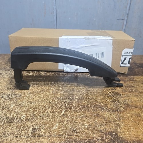 Car rear door handle - rear,