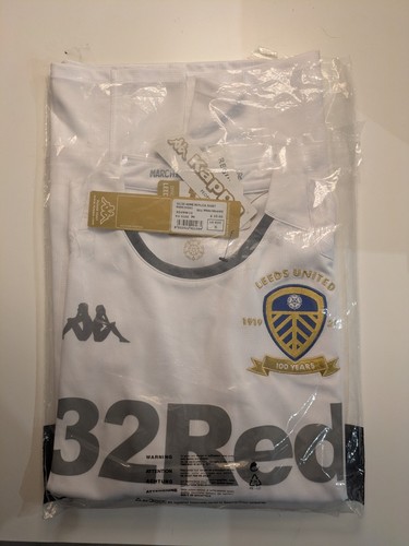 Leeds united 2019 centenary - leeds,