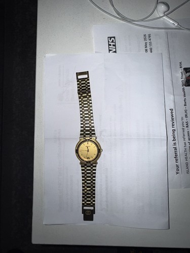 Gucci 9200l 25mm gold day - gucci, dial