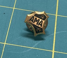 AMERICAN MOTORCYCLE ASSOCIATION AMA 9th yr MEMBER Lapel Hat Vest Pin