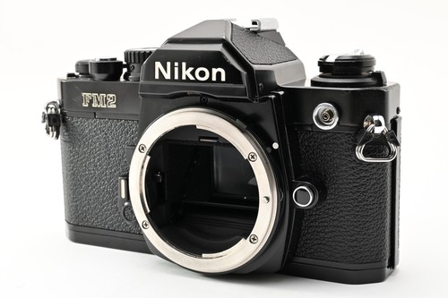 Near mint nikon new fm2 - new,