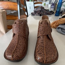 Alegria Brown Floral Leather