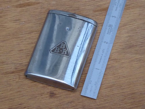 Vintage match holder - /, vesta