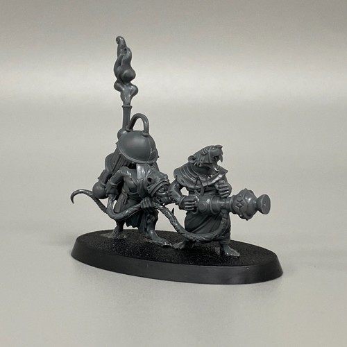 Skaven warp fire thrower - skaven,