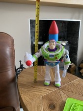 Toy Story Utility Belt Buzz Lightyear With Rocket And Gun