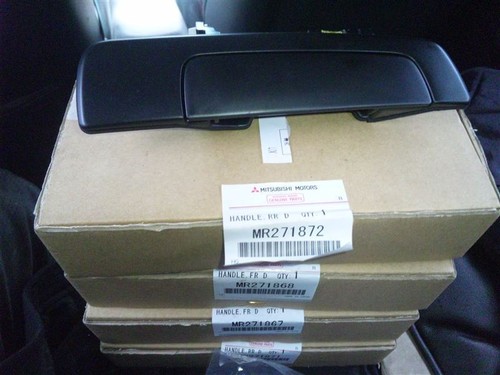 Mitsubishi genuine lancer - mitsubishi,