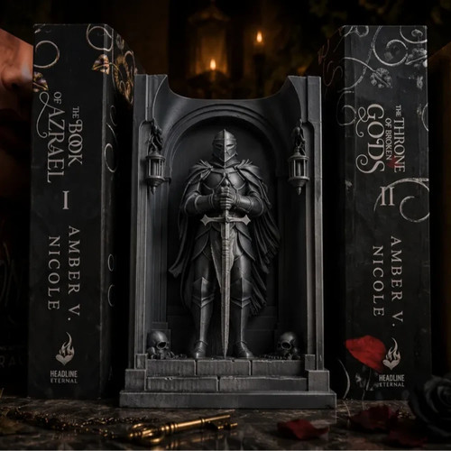 Royal soldier book nook - royal,