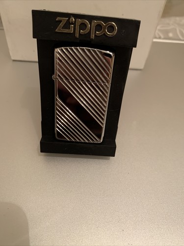 New zippo lighter 1621 - new, bright