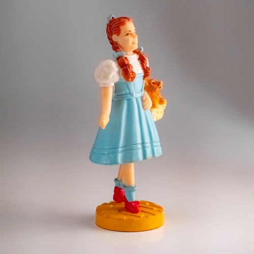 Vintage 1987 presents dorothy - 1987,