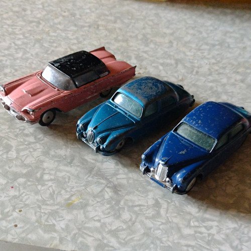 Corgi series cars - corgi, m