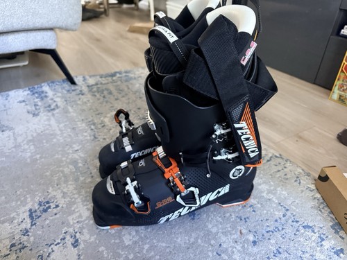 Tecnica mach1 ski boots - ski,