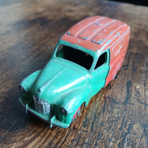 Dinky toys 470 - a40, van