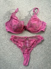 Stunning Pink Bra Set In 32DD